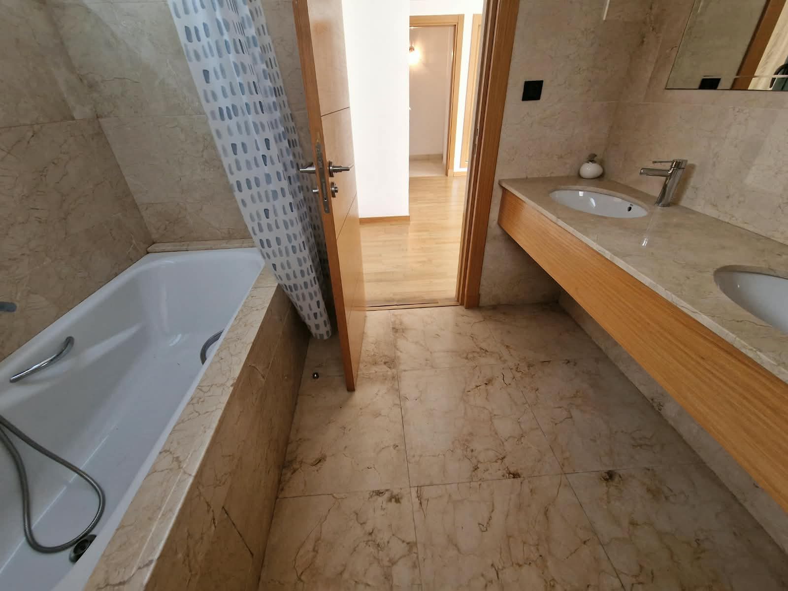 Appartement à louer Bouskoura Ville Verte, Casablanca : photo 15